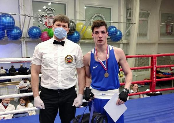 Серовский боксер завоевал бронзу первенства УрФО