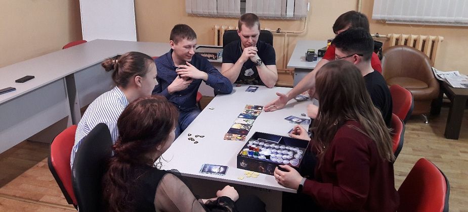 Серовчан приглашают в библиотеку, чтобы поиграть в настольные игры