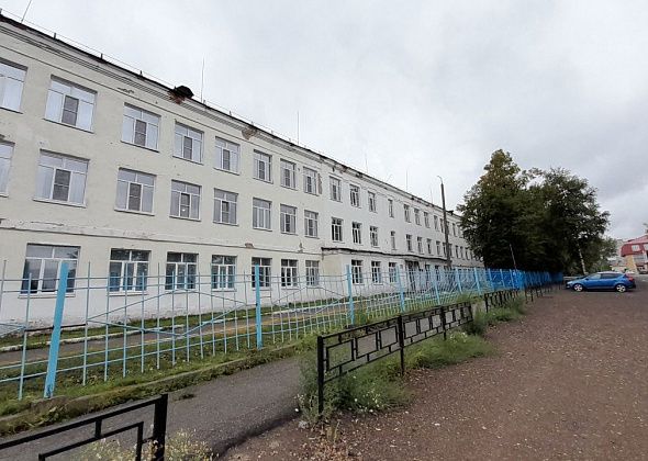 Глава Серова сообщил, что старое здание школы №22 будет полностью отремонтировано