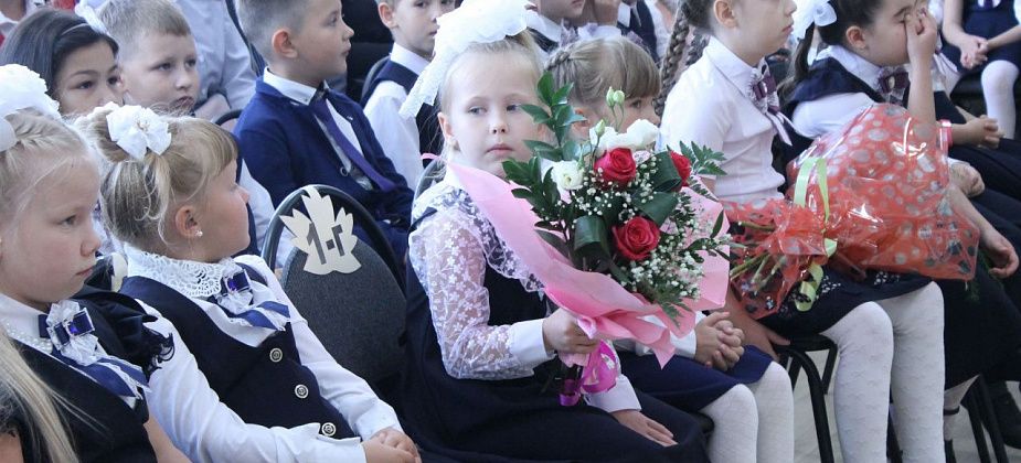Прием заявлений для зачислений детей в первый класс начнется в Серове с апреля