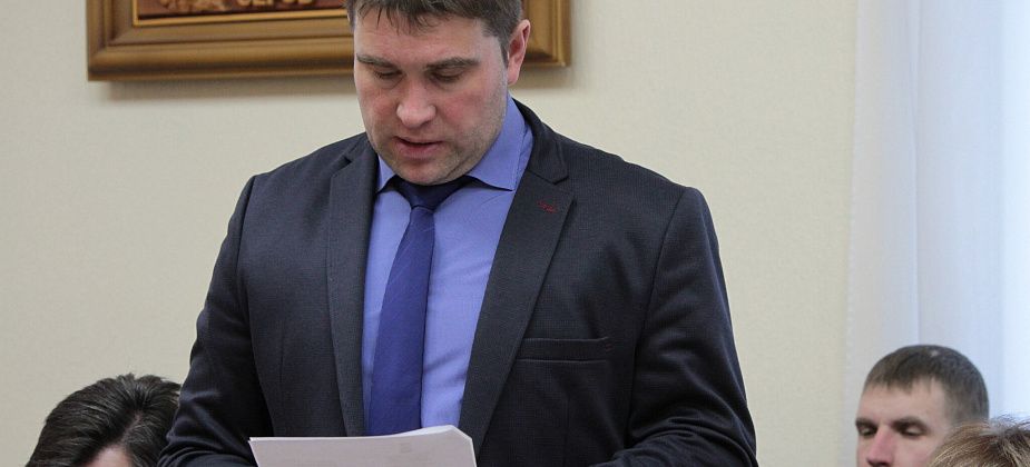 Начальника Управления образования Серова Александра Колганова оштрафовали на 10 тысяч рублей