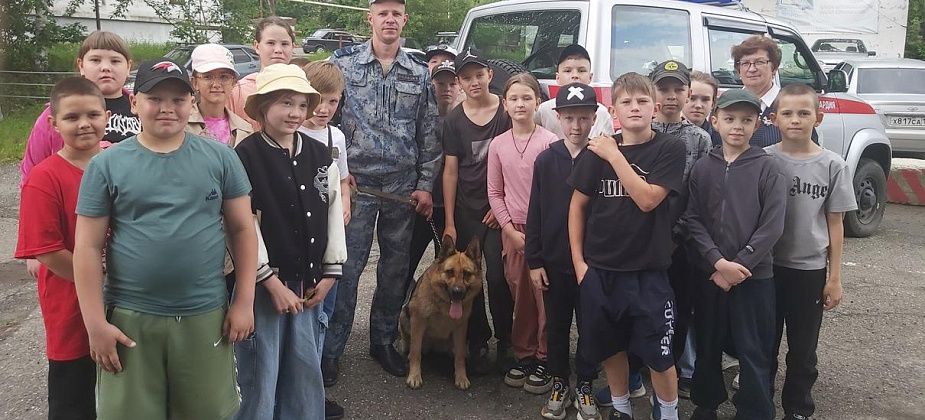 Серовские школьники побывали на экскурсии в ОВД