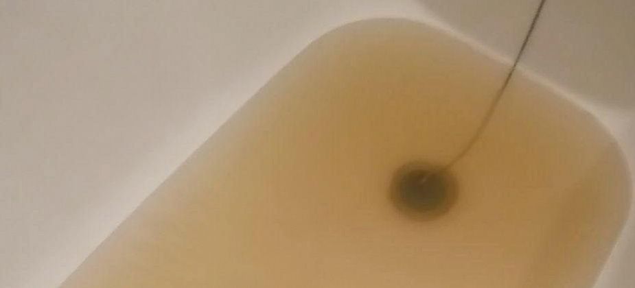 Прокуратура держит на контроле вопрос грязной воды в серовском поселке Энергетиков