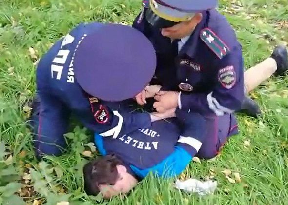 Полиция озвучила итоги служебной проверки по факту жесткого задержания серовчанина Артема Шарапова инспекторами ДПС