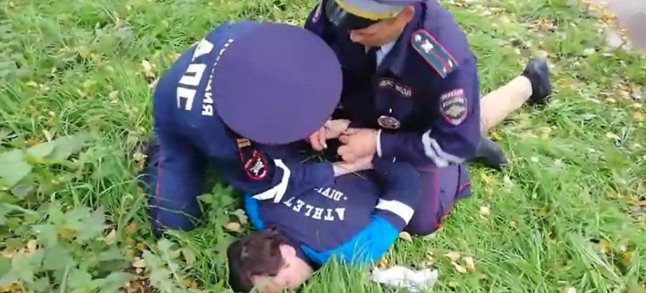 Полиция озвучила итоги служебной проверки по факту жесткого задержания серовчанина Артема Шарапова инспекторами ДПС