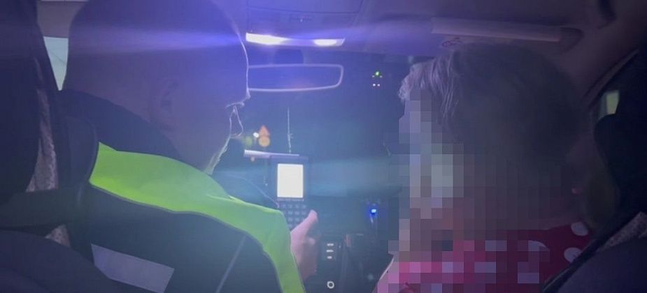 Госавтоинспекция Серова остановила автоледи с признаками опьянения