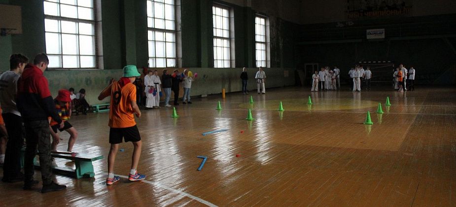 Для юных серовчан, состоящих на профилактических учетах, организовали спортивное мероприятие