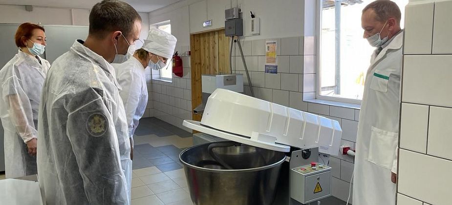 В сосьвинской колонии открыли новую хлебопекарню