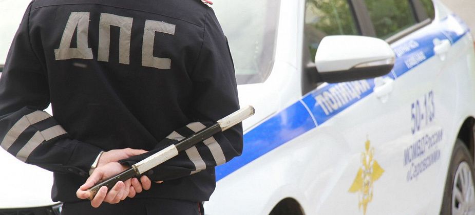 Госавтоинспекция Серова поймала бесправника за рулем питбайка