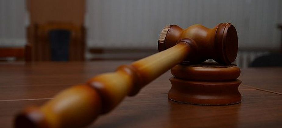 Серовского предпринимателя оштрафовали на 50 тысяч за продажу «паленого» «Adidas»