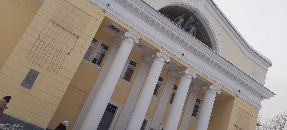 В преддверии Дня Победы в ДКЖ Серова пройдет "Встреча поколений"