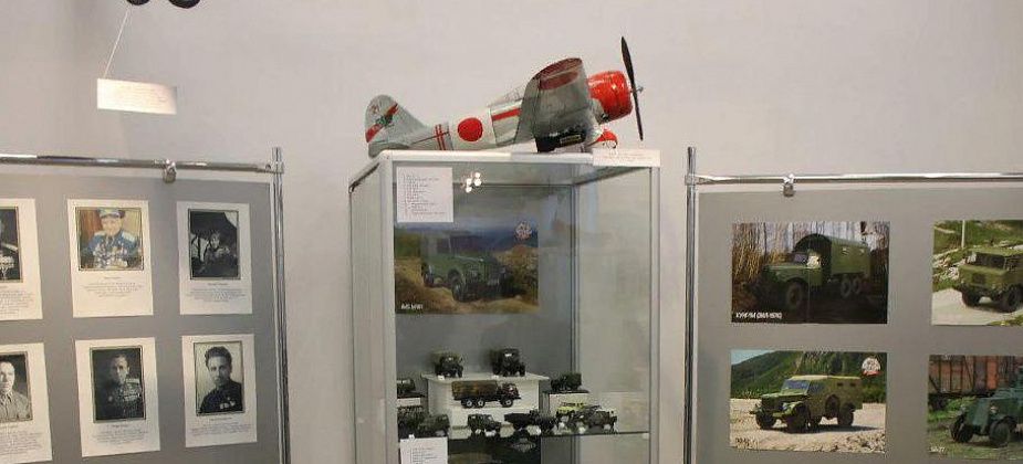 В Серове торжественно открыли выставку моделей военной техники