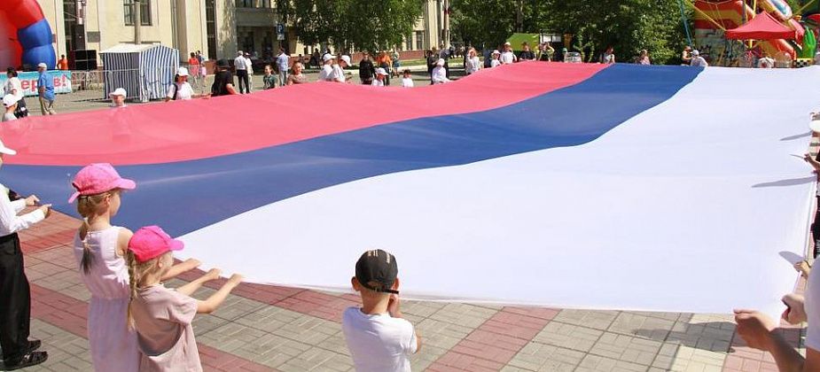 Серов на втором месте в регионе по количеству патриотических мероприятий, проведенных в 2021 году