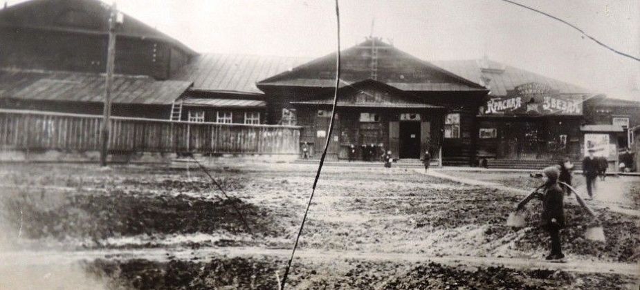 О том, как бондарную мастерскую превратили в центр общественно-политической жизни Надеждинского поселка