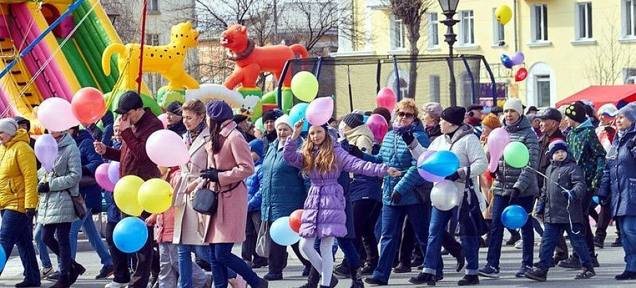 Скоро майские: Роструд напомнил о коротких рабочих неделях в начале мая