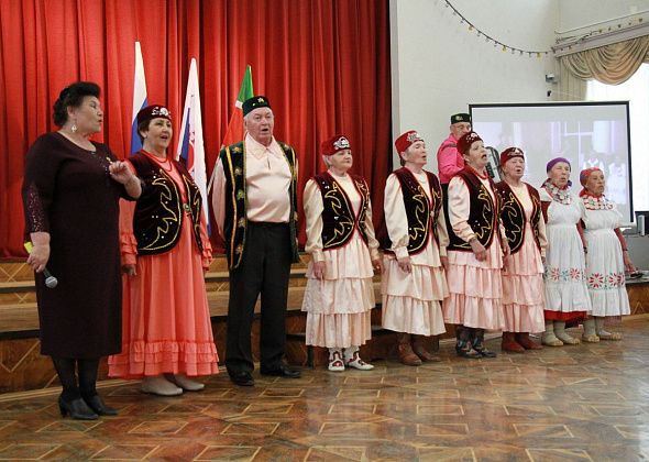 «Концерты с участием народных коллективов намного интереснее и эмоциональнее профессиональных певцов»