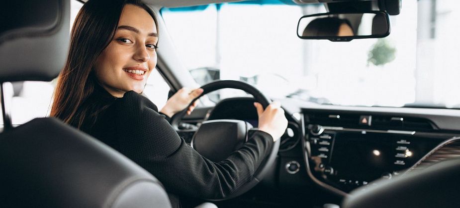 «А таксовать не страшно?»