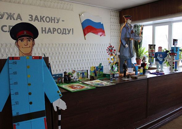 Полиция приглашает юных серовчан принять участие в конкурсе поделок