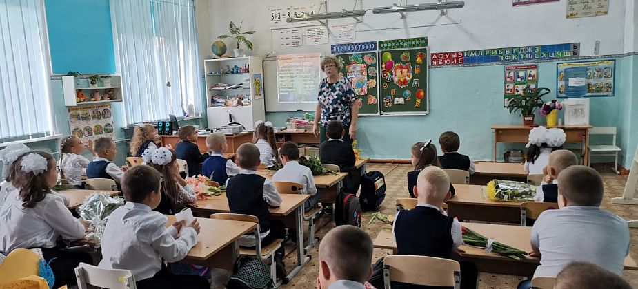 В День знаний юным серовчанам рассказали о правилах пожарной безопасности