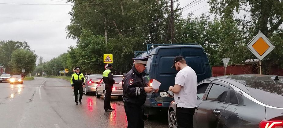 Сегодня и в выходные ГИБДД проводит рейды по выявлению пьяных водителей в Серове, Сосьве и Гарях