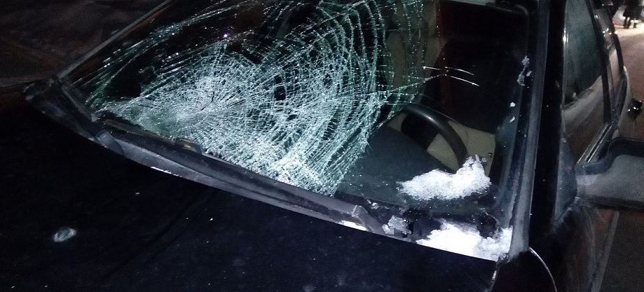 Ночью в Серове женщина на ВАЗе сбила нетрезвого пешехода
