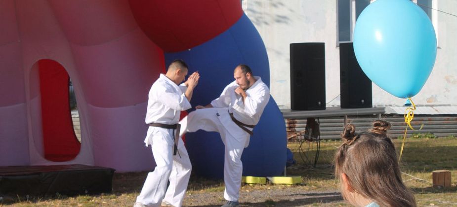 В серовской школе №26 начала действовать секция карате