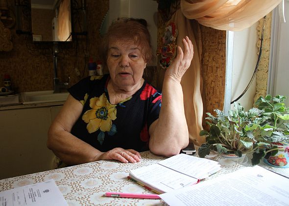 Серовская пенсионерка, которую хотели оставить без отопления, написала стихотворение о коммунальщиках и мэре
