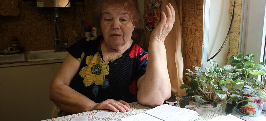 Серовская пенсионерка, которую хотели оставить без отопления, написала стихотворение о коммунальщиках и мэре
