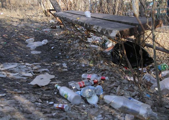 Территория – не муниципальная. И.о. главы Серова о благоустройстве заброшенной площадки в центре города