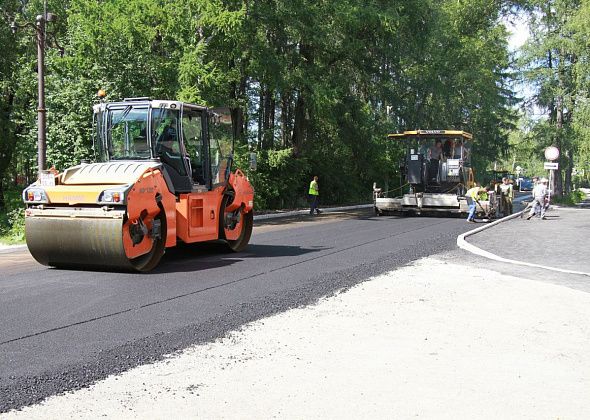 Евгений Куйвашев поставил задачу по ремонту сотен участков дорог на ближайшие три года