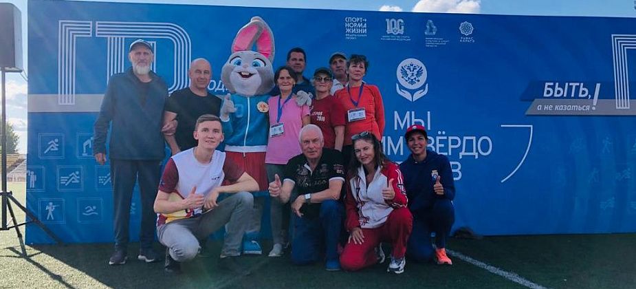 Серовские ветераны спорта выступили на областном фестивале ГТО