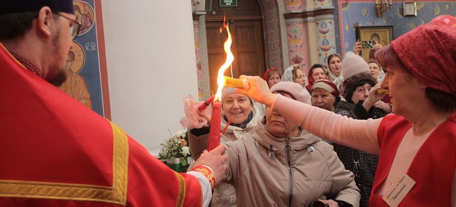 Серовчан приглашают в Преображенский собор на встречу Благодатного огня