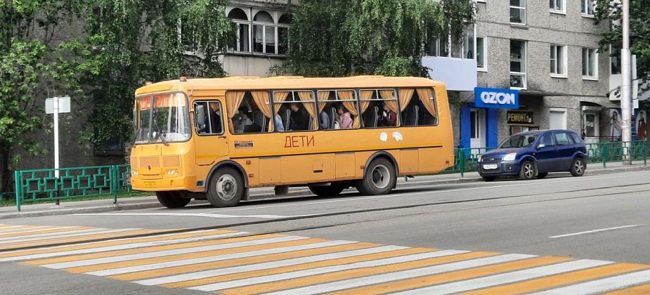 Мэрия Серова утвердила порядок бесплатной перевозки детей школьными автобусами