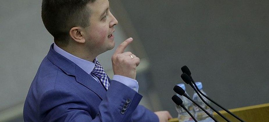 Накануне.ru: вдова погибшего на рыбалке предпринимателя Титова заподозрила в убийстве депутата Госдумы