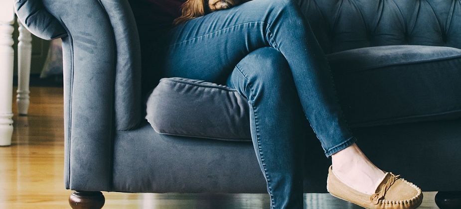 Серовчанка вернула деньги за диван, на котором невозможно было спать