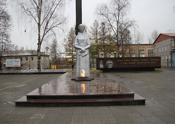В Серове завершился ремонт мемориала «Вечный огонь», который пострадал от юных поджигателей