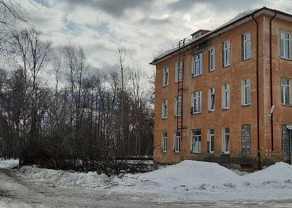 В больничном городке Серова начались работы по установке кислородной станции