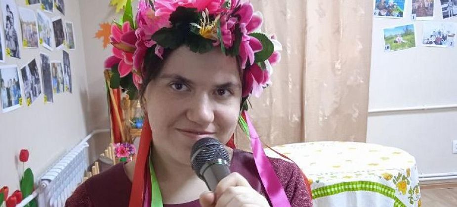 Благодаря и вопреки! Несмотря на инвалидность, Дарья Анкина из Сосьвы живет полноценной жизнью и даже поет