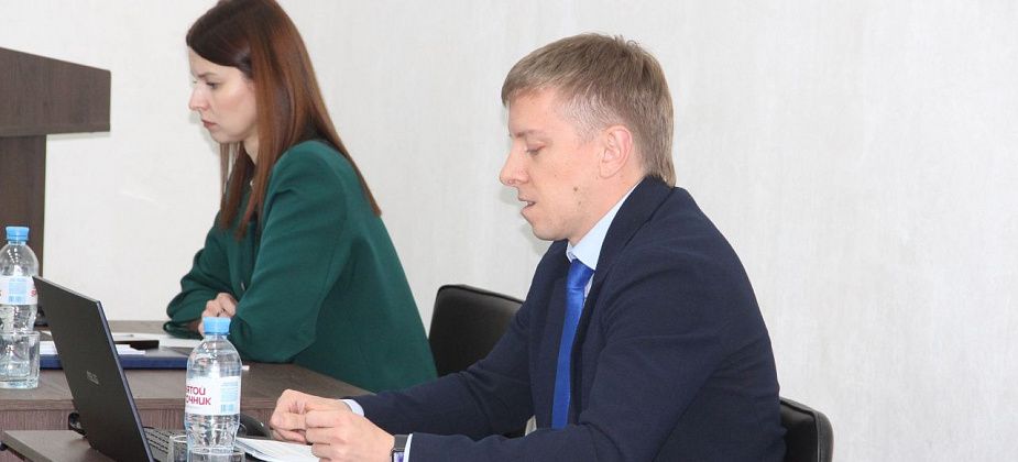 У Контрольного органа Серова возникли вопросы к использованию хоккейной формы
