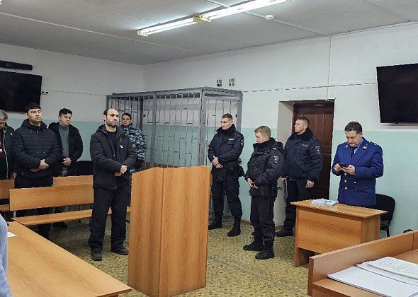 Осуждены организаторы незаконной миграции, использовавшие труд иностранцев на полигоне "Серовавтодора"