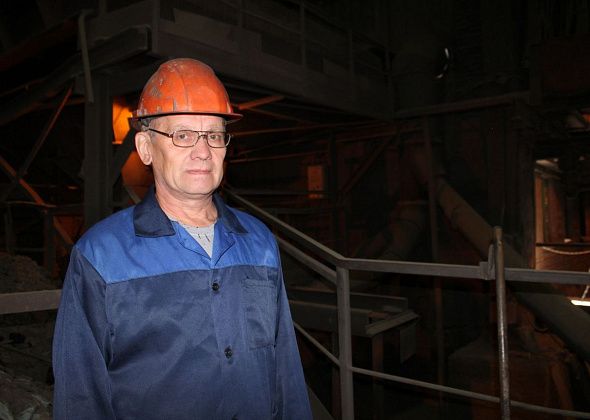 Бригадиру шихтового двора Серовского завода ферросплавов присвоено звание «Почетный металлург Российской Федерации»
