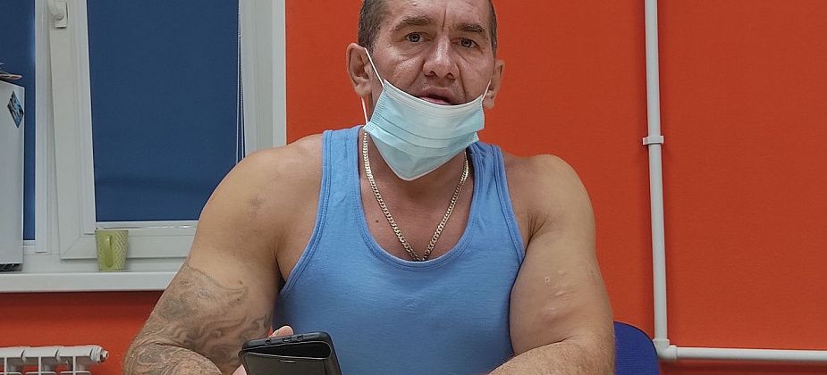 "В машине меня запинали под сиденье". После задержания полицейскими серовчанин через 2 дня очнулся в наркологии