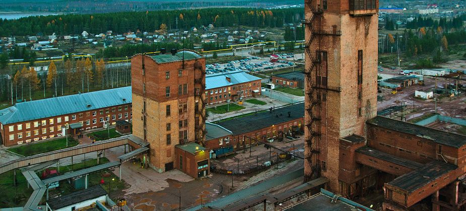 На шахте "Ново-Кальинская" в результате горного удара погиб взрывник