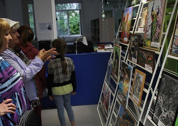 В Серове в Центральной библиотеке открылась выставка творчества инвалидов