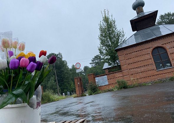 В Покровскую родительскую субботу в серовских храмах и часовне на кладбище пройдут службы