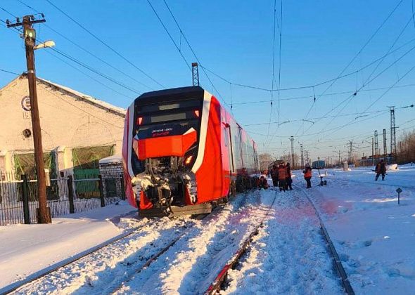 Свердловскую пригородную компанию оштрафовали за сход с путей электрички в Серове