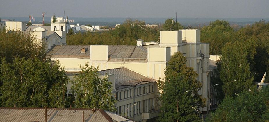 Вырубят 141 тополь, 1 березу и 17 лип. Власти Серова ищут подрядчика для реконструкции сквера ДКМ