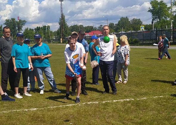 Члены серовского общества инвалидов приняли участие в областном спортивном фестивале