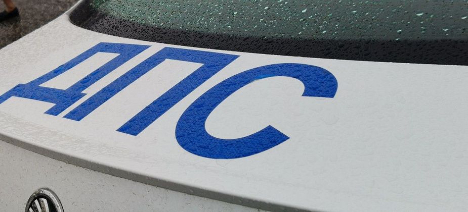 Под Серовом столкнулись две иномарки