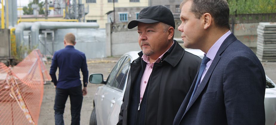 Депутат ЗакСо Павел Мякишев посетил главные стройплощадки Серова